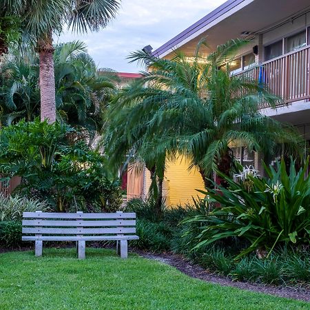 Red Roof Inn Plus+ & Suites Naples Downtown-5Th Ave S מראה חיצוני תמונה
