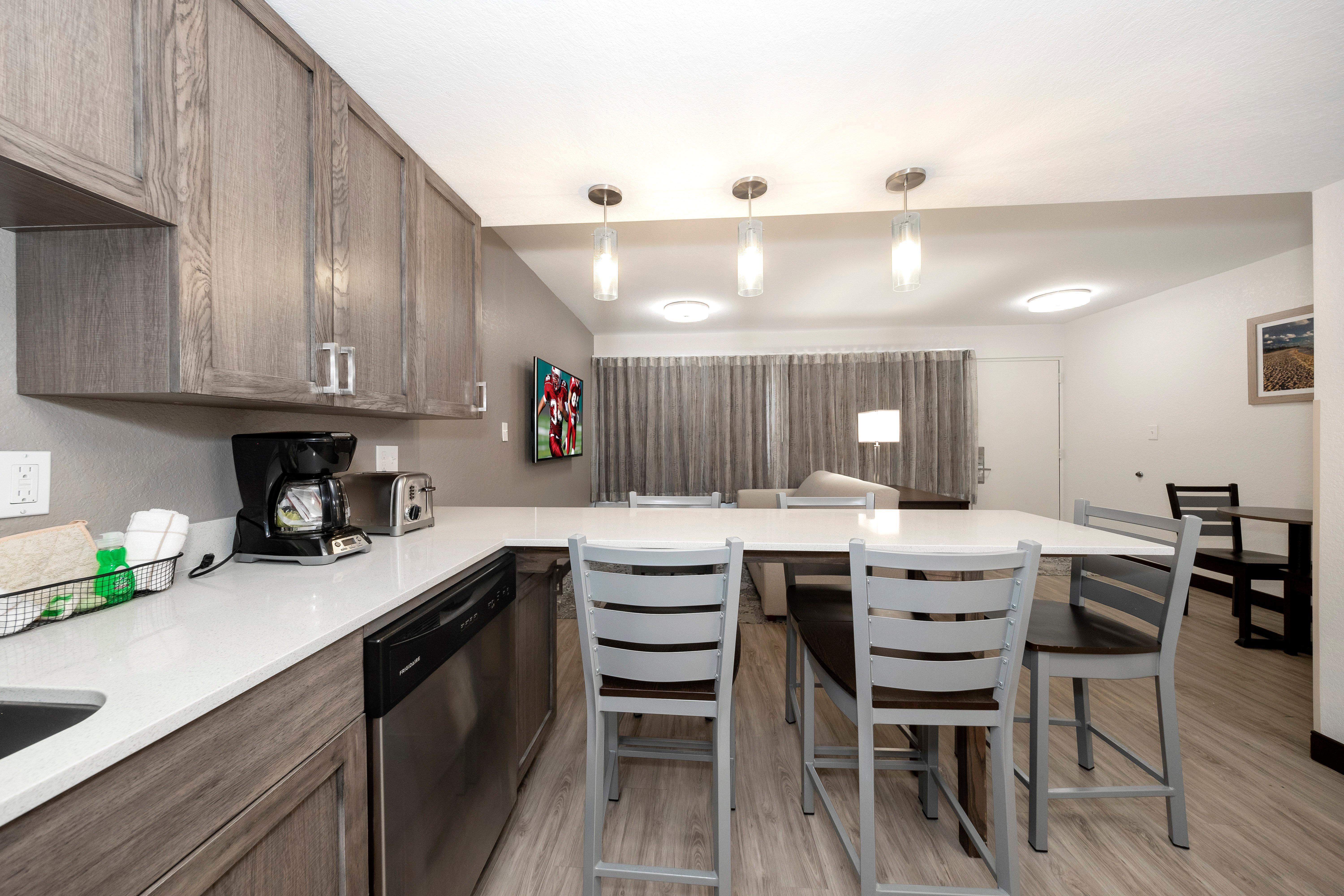 Red Roof Inn Plus+ & Suites Naples Downtown-5Th Ave S מראה חיצוני תמונה
