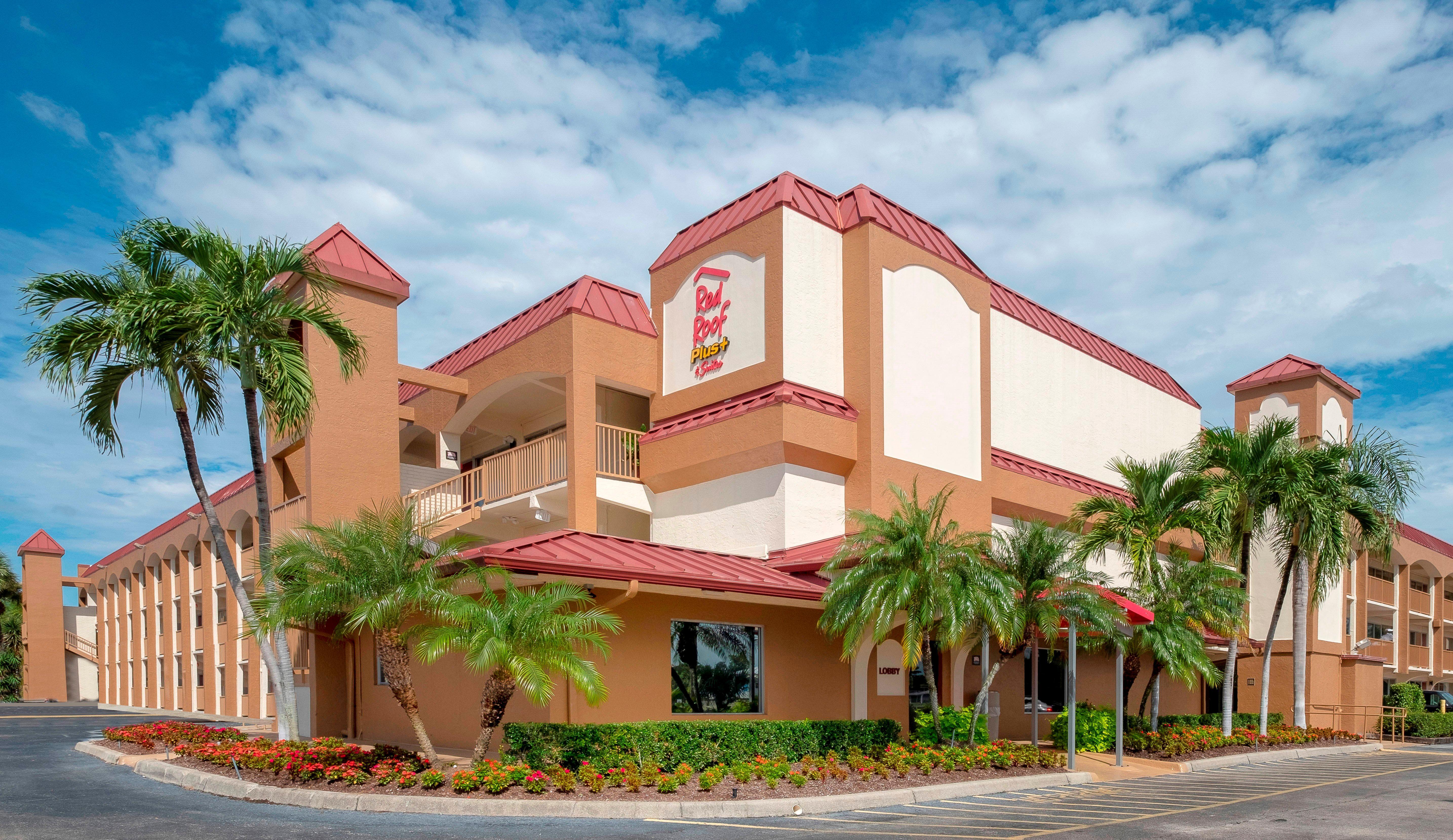 Red Roof Inn Plus+ & Suites Naples Downtown-5Th Ave S מראה חיצוני תמונה