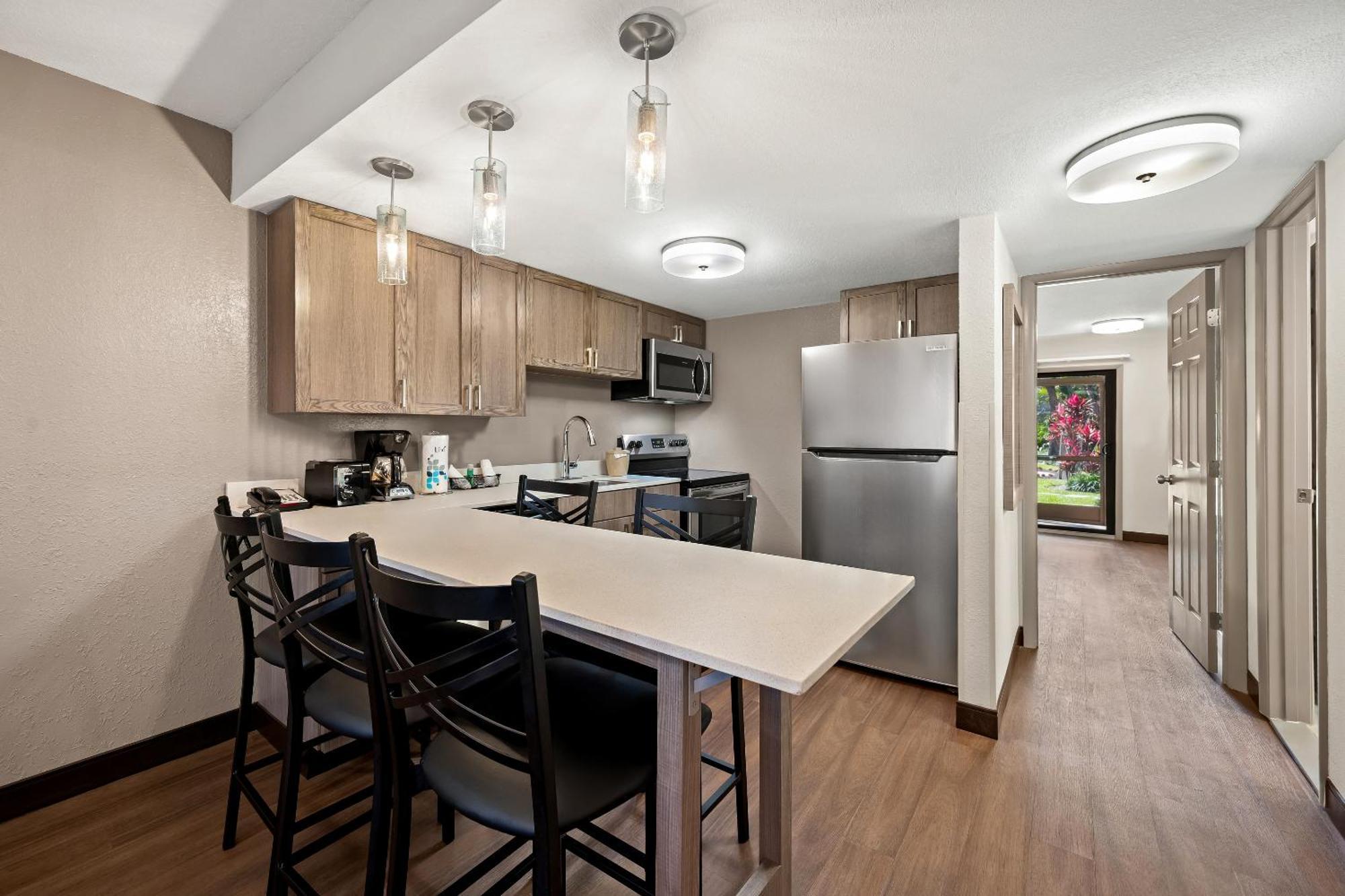 Red Roof Inn Plus+ & Suites Naples Downtown-5Th Ave S מראה חיצוני תמונה