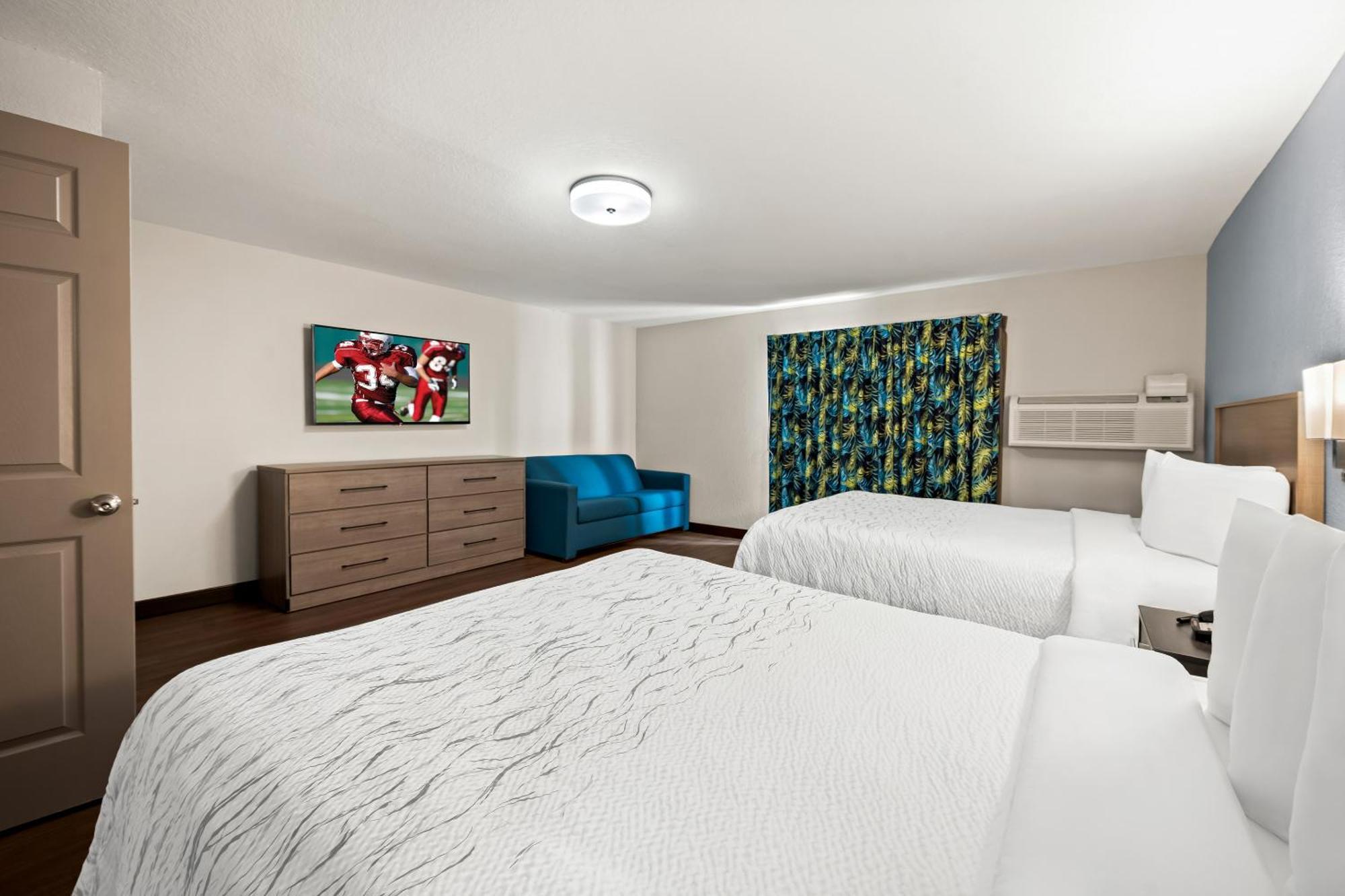 Red Roof Inn Plus+ & Suites Naples Downtown-5Th Ave S מראה חיצוני תמונה